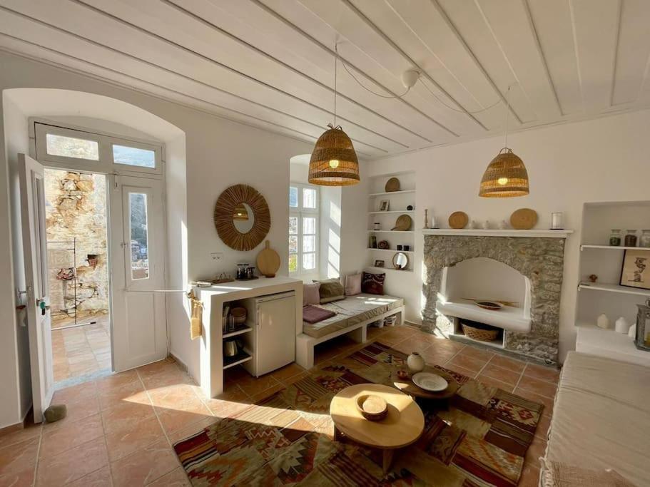 Maison Avec Terrasses Et Vues Szími Kültér fotó