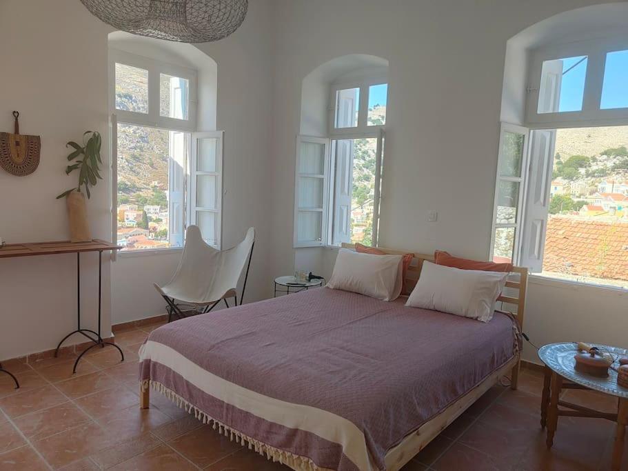 Maison Avec Terrasses Et Vues Szími Kültér fotó